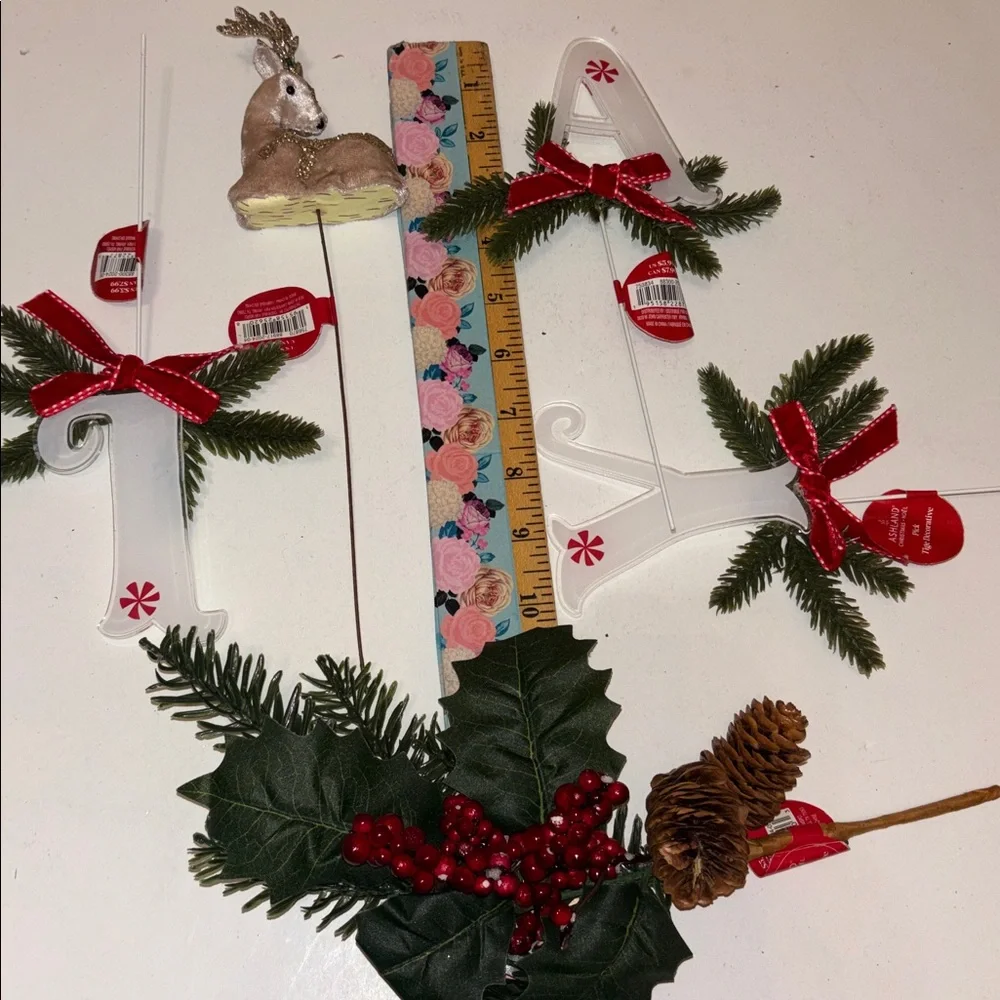 Holly and Berry Garland with Red Bows Green Pine Accents Floral Pics Letters NWT